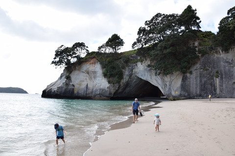 Cathedral Cove1